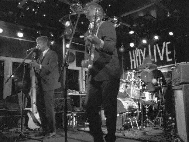 Lucy Leave - Picture