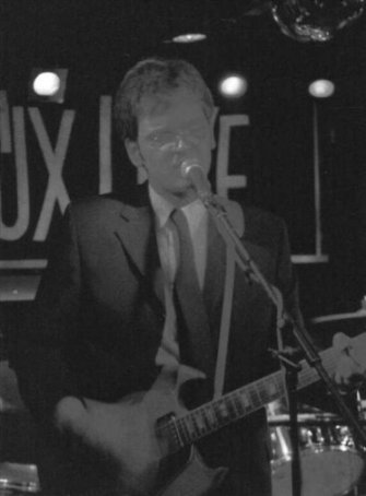 Lucy Leave - Picture