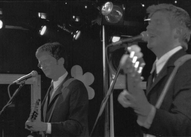 Lucy Leave - Picture