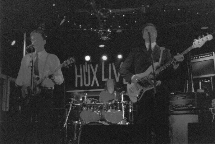 Lucy Leave - Picture